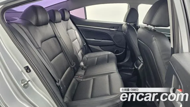 Hyundai Avante 2019 thumb 12