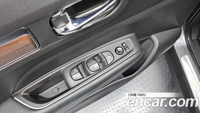 Renault-KoreaSamsung Koleos 2020 thumb 12