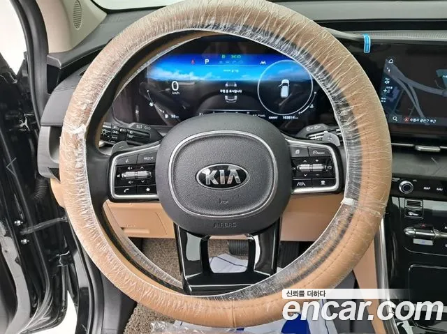 Kia Carnival 2021 thumb 7