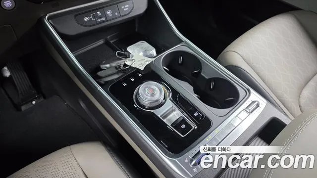 Kia Carnival 2025 thumb 9