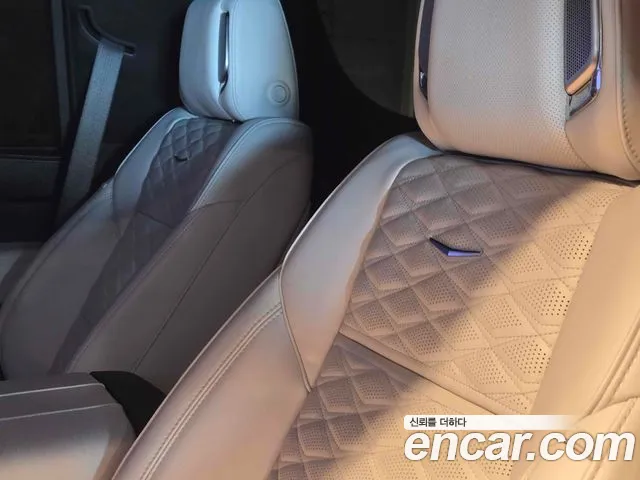 Cadillac Escalade 2025 thumb 6
