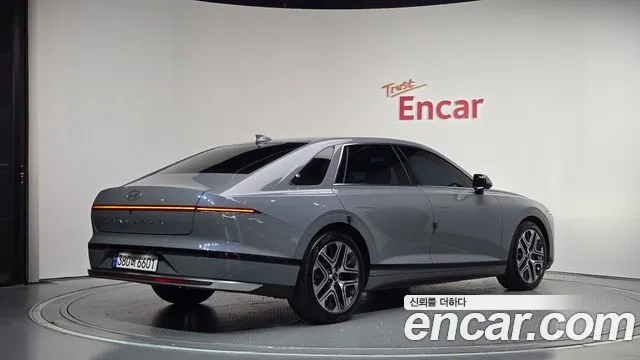 Hyundai Grandeur 2023 thumb 2