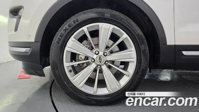 Ford Explorer 2019 thumb 5