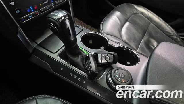 Ford Explorer 2019 thumb 9