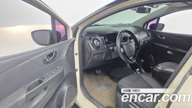 Renault-KoreaSamsung Captur 2015 thumb 10