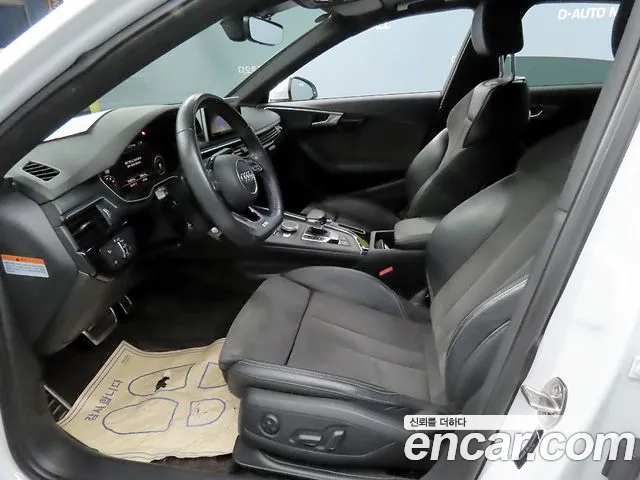 Audi A4 2016 thumb 10