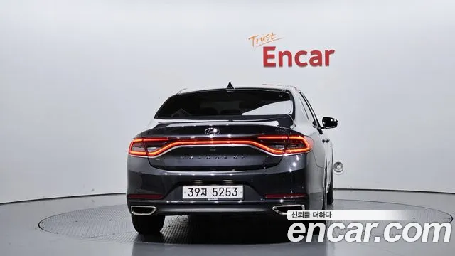 Hyundai Grandeur 2018 thumb 3