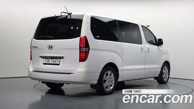 Hyundai Starex 2019 thumb 2