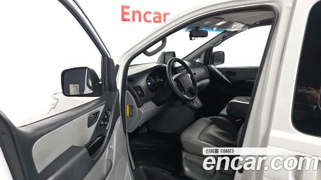 Hyundai Starex 2019 thumb 10