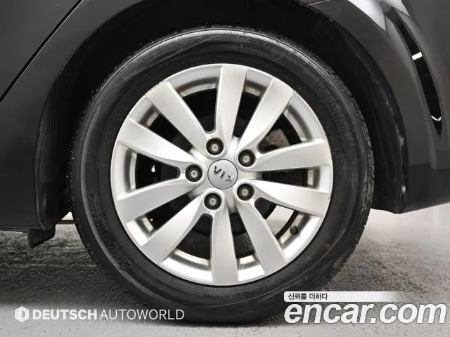 Kia K3 2014 thumb 5