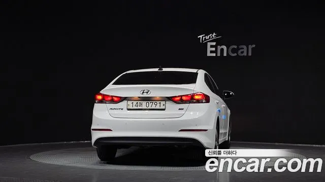 Hyundai Avante 2016 thumb 4