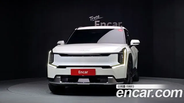 Kia EV9 2023 thumb 3