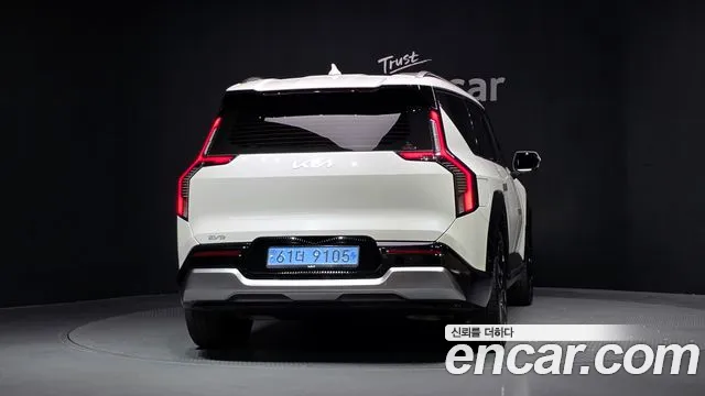 Kia EV9 2023 thumb 4