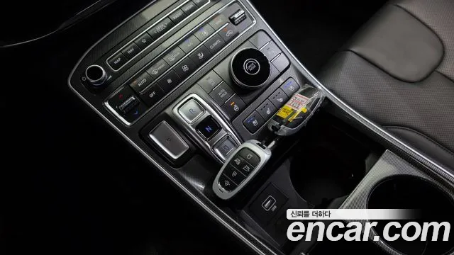 Hyundai Santa Fe 2022 thumb 9