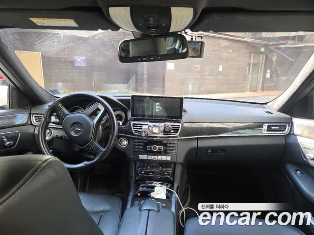 Mercedes-Benz E-Класс 2013 thumb 7