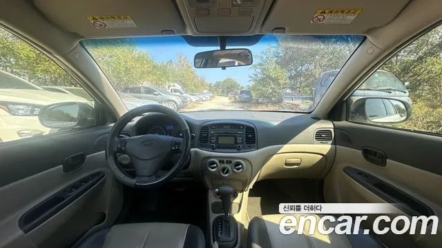 Hyundai Verna 2009 thumb 6