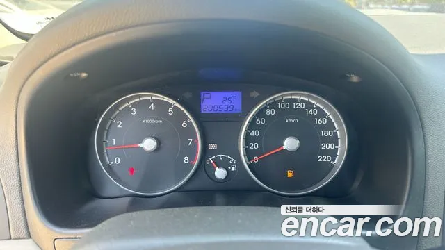Hyundai Verna 2009 thumb 9