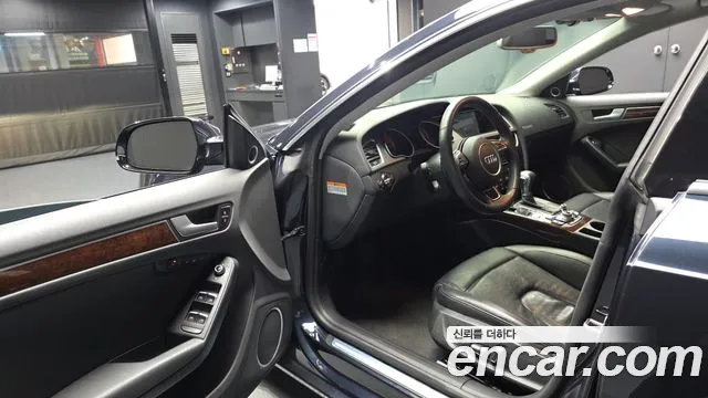Audi A5 2013 thumb 10