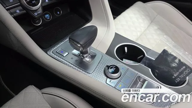 Genesis G70 2022 thumb 9