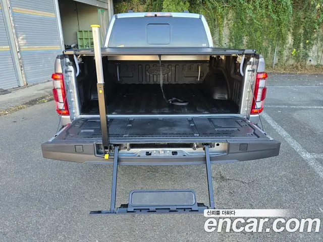 Ford F150 2022 thumb 8