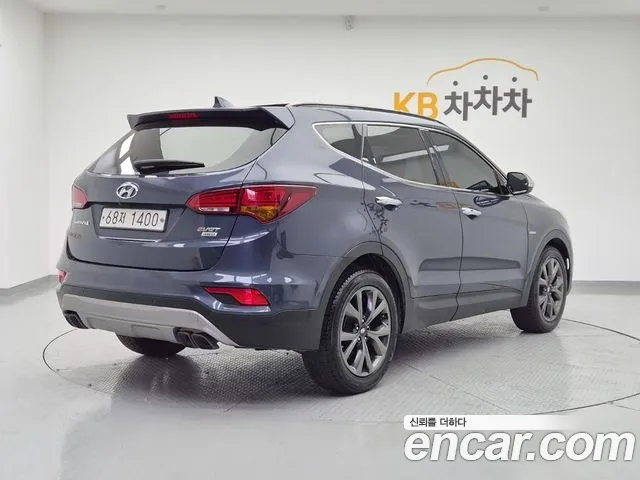 Hyundai Santa Fe 2017 thumb 4