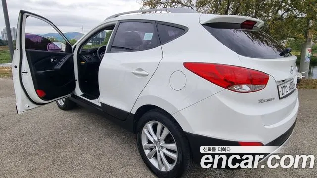 Hyundai Tucson 2012 thumb 6