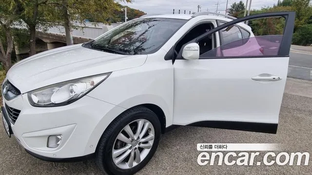 Hyundai Tucson 2012 thumb 10