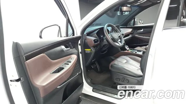 Hyundai Santa Fe 2018 thumb 10