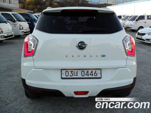 KG_Mobility_Ssangyong TIBOLI 2015 thumb 4