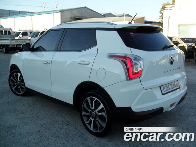 KG_Mobility_Ssangyong TIBOLI 2015 thumb 5