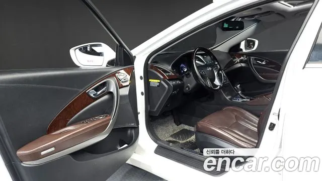 Hyundai Grandeur 2015 thumb 10