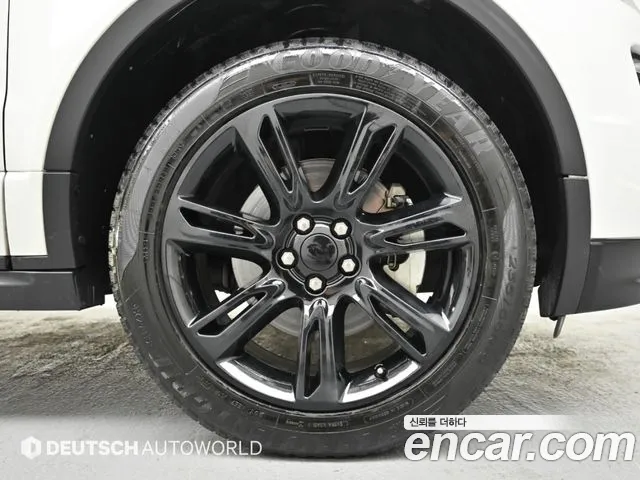 Land Rover Range Rover Evoque 2019 thumb 5