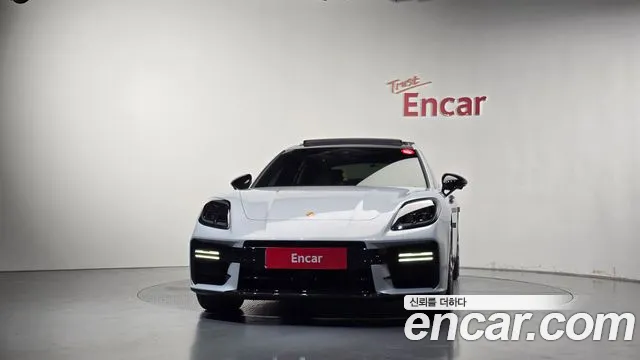 Porsche Panamera 2025 thumb 3