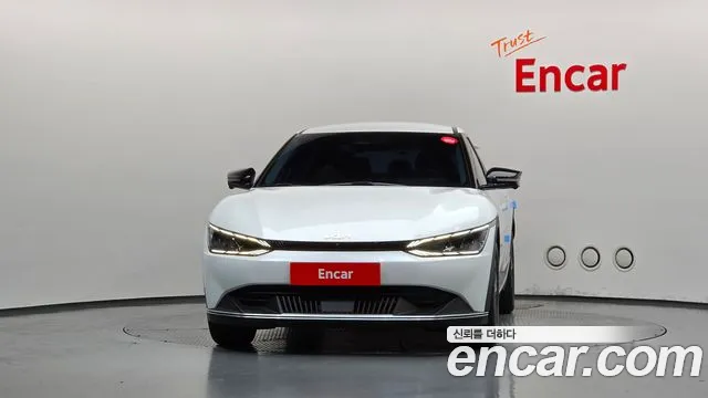 Kia EV6 2023 thumb 3