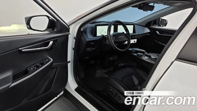 Kia EV6 2023 thumb 10