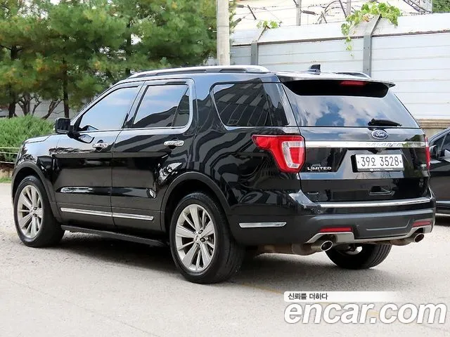 Ford Explorer 2019 thumb 3