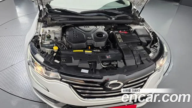 Renault-KoreaSamsung Megane 2016 thumb 6