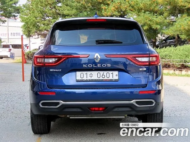 Renault-KoreaSamsung Koleos 2016 thumb 4