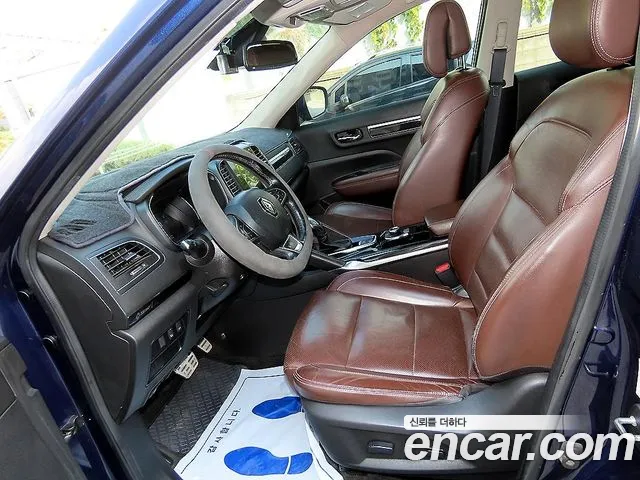 Renault-KoreaSamsung Koleos 2016 thumb 5