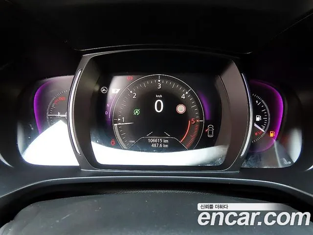 Renault-KoreaSamsung Koleos 2016 thumb 9
