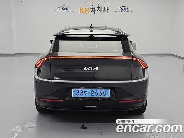 Kia EV6 2022 thumb 3