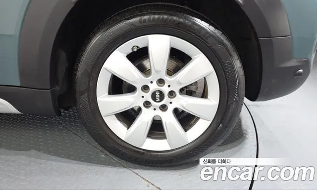 MINI Countryman 2021 thumb 4