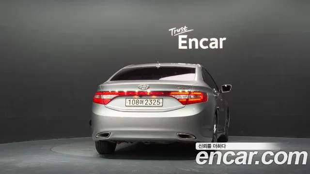 Hyundai Grandeur 2012 thumb 4