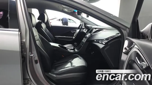 Hyundai Grandeur 2012 thumb 11