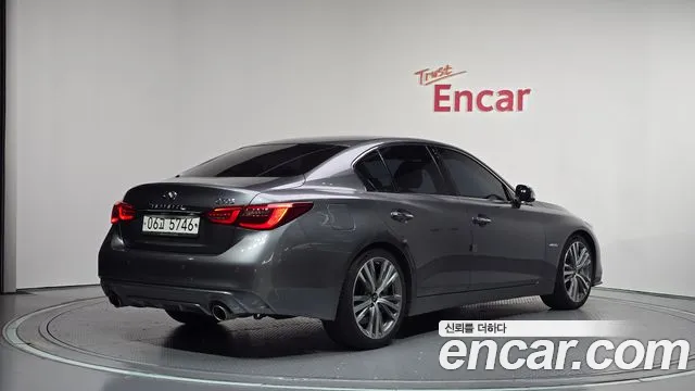 Infiniti Q50 2018 thumb 2