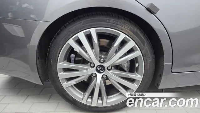 Infiniti Q50 2018 thumb 5