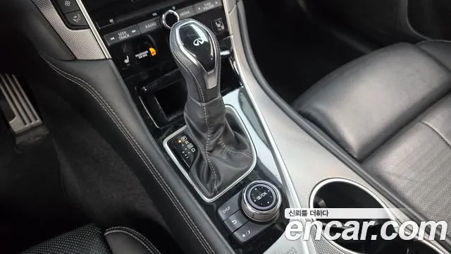 Infiniti Q50 2018 thumb 9