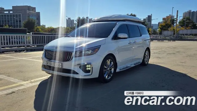 Kia Carnival 2016 thumb 11