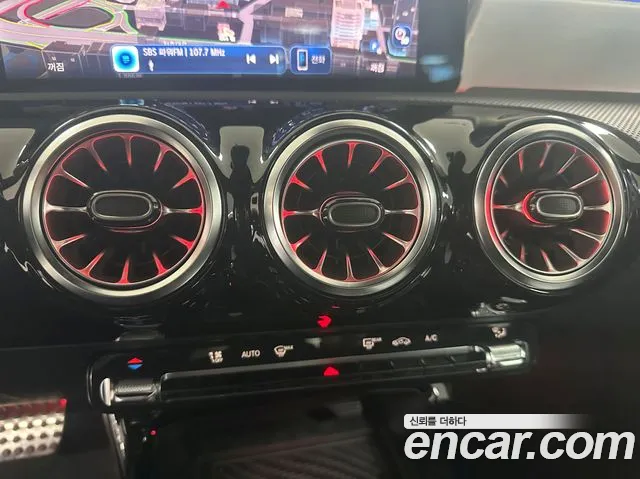 Mercedes-Benz CLA 2026 thumb 9