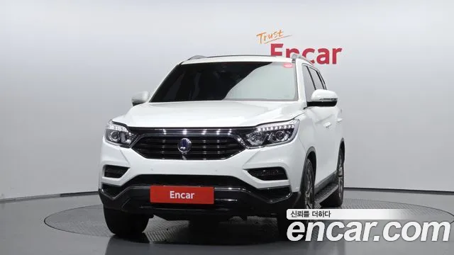 KG_Mobility_Ssangyong Rexton 2017 thumb 3